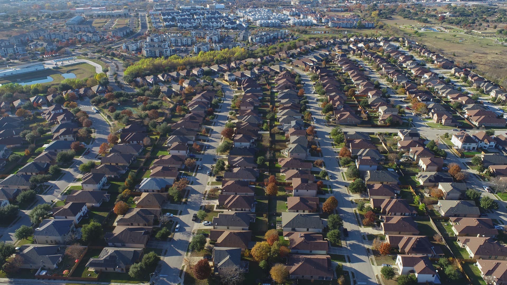 Aerial view of neighborhood from 400 feet